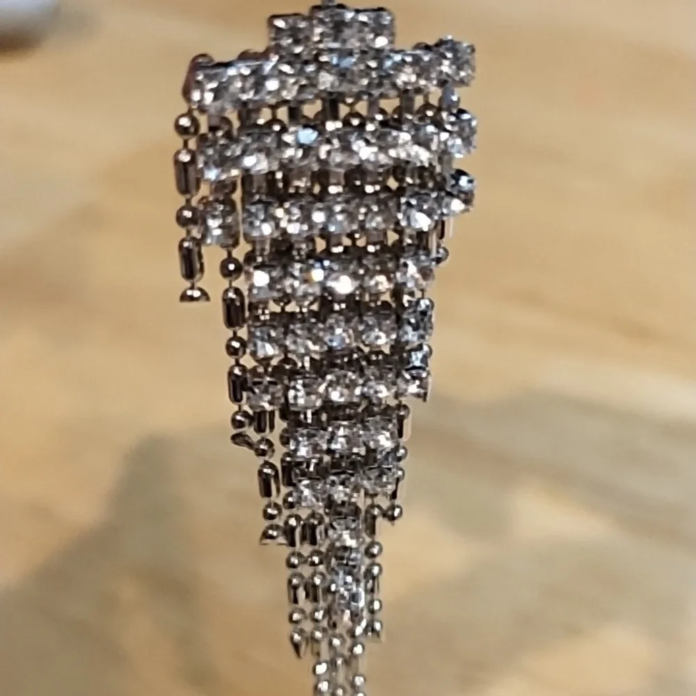 NWOT Silver Crystal Fringe Belly Button Ring